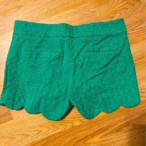 Size 4 Crown and Ivy shorts
